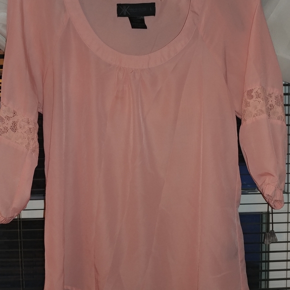 Kardashian Kollection Tops - Light weight, dress up shirt Kardashian Kollection Tops - Light weight, dress up shirt